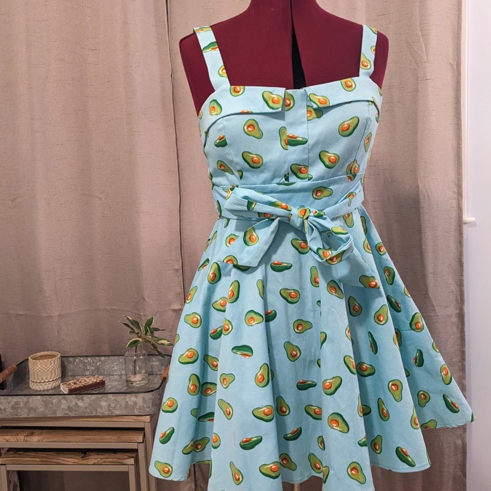 Fun Avocado Dress - Picture 4 of 4